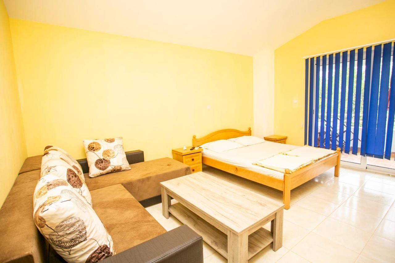 Casa Agata Apartment อุลซิน ภายนอก รูปภาพ